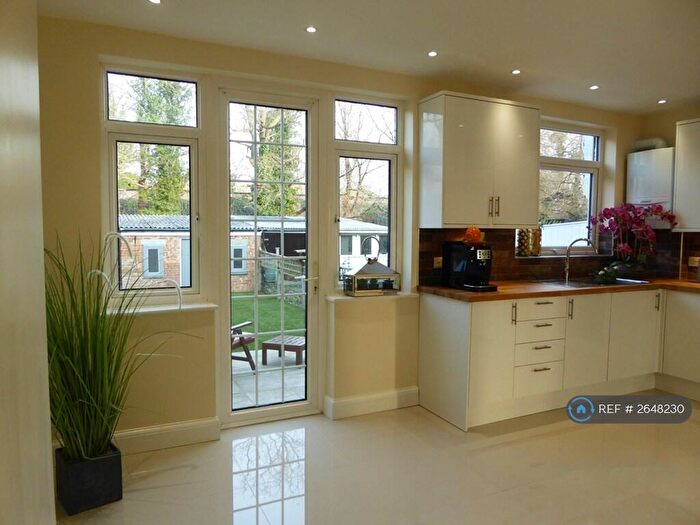 3 Bedroom Terraced House To Rent In Hurstcourt Road, Sutton, SM1