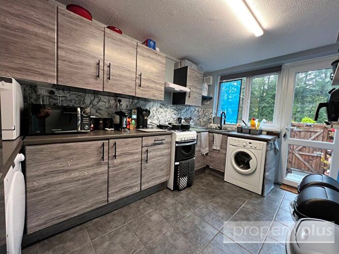 2 Bedroom Terraced House For Sale In Trealaw Road, Tonypandy, Rhondda Cynon Taff, CF40