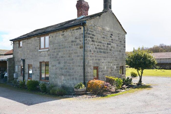 2 Bedroom Cottage To Rent In Whinmoor Nook Farm, York Road, Leeds, West Yorkshire, LS15