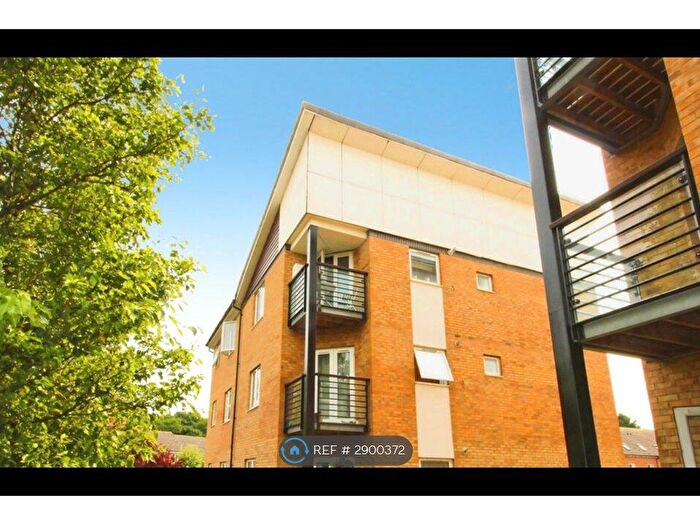 2 Bedroom Flat To Rent In Scholars Walk, Welwyn Garden City, AL7