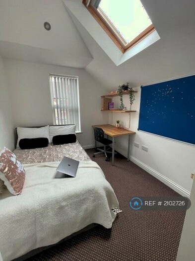 6 Bedroom Terraced House To Rent In Rothesay Avenue, Nottingham, NG7