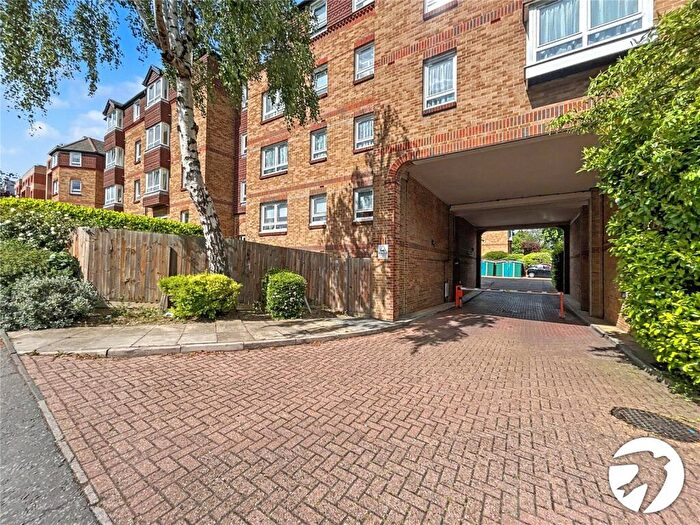 1 Bedroom Flat For Sale In Sidcup Hill, Sidcup, Kent, DA14