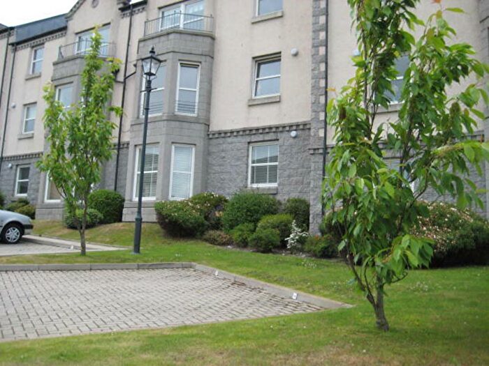2 Bedroom Flat To Rent In Morningfield Mews, Aberdeen, AB15