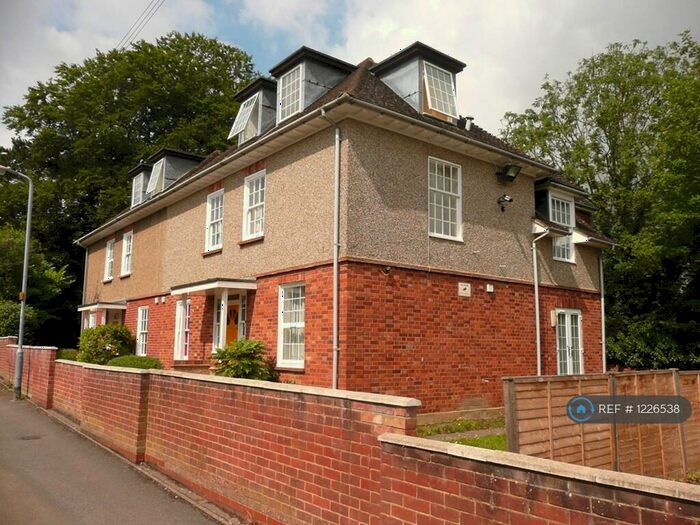 1 Bedroom Flat To Rent In Ludlow Road, Maidenhead, SL6