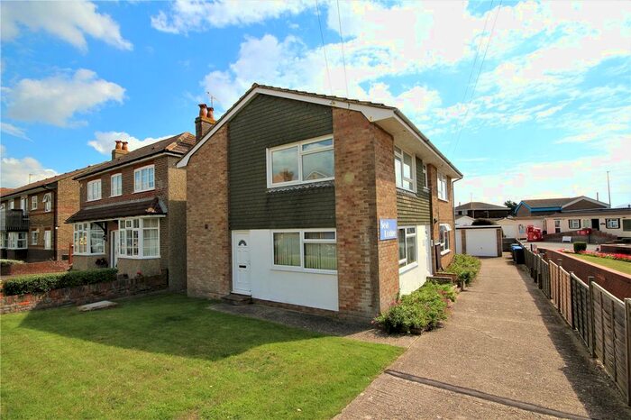 Studio To Rent In Sea Lodge, Old Salts Farm Road, Lancing, West Sussex, BN15