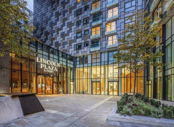 2 Bedroom Apartment To Rent In Lincoln Plaza, Jackson Tower, Canary Wharf, South Quay, London, E14