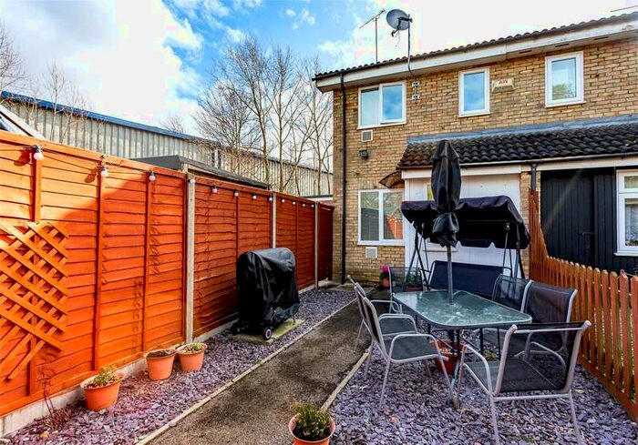 1 Bedroom End Of Terrace House To Rent In The Hawthorns, Colnbrook, SL3