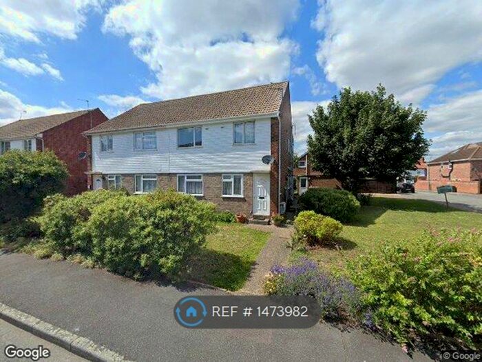 2 Bedroom Maisonette To Rent In Tyeshurst Close, London, SE2