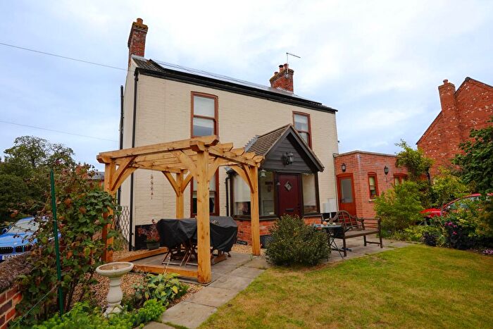 3 Bedroom Detached House To Rent In Main Street, Rampton, DN22