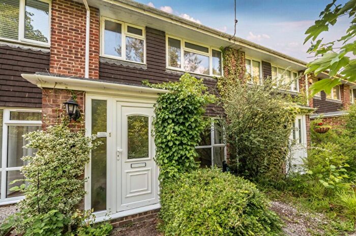 3 Bedroom Terraced House For Sale In Yorkwood, Liss, Hampshire, GU33