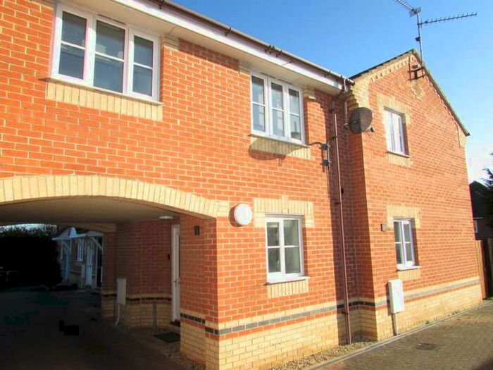 1 Bedroom Maisonette Flat To Rent In Turnstone Way, Stanground, PE2