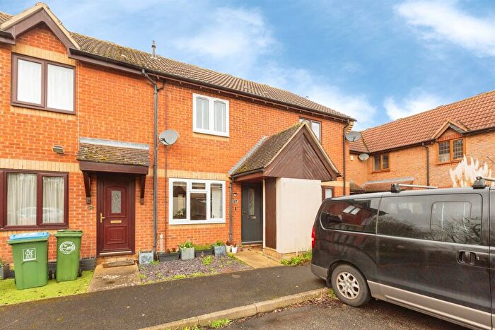 2 Bedroom Terraced House For Sale In Westfield, Aylesbury, HP21
