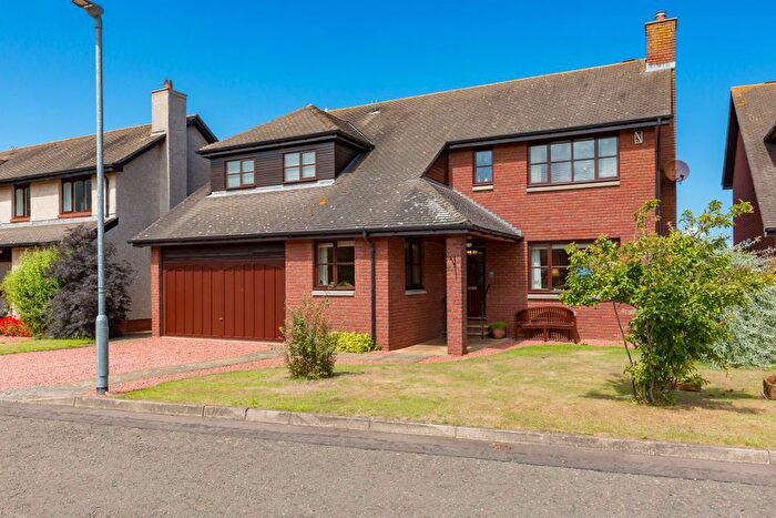 4 Bedroom Detached House For Sale In Glasclune Gardens, North Berwick, East Lothian, EH39