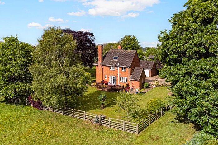 4 Bedroom Detached House For Sale In Gilmorton Road, Ashby Magna, LE17
