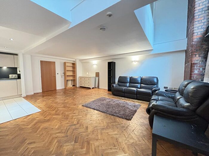 3 Bedroom Flat To Rent In Sorting Office, Mirabel Street, M3