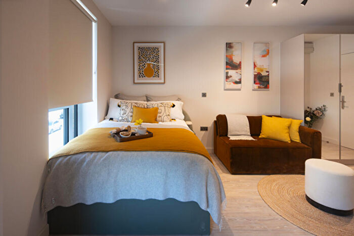 Studio To Rent In Clarence Street, Kingston Upon Thames, Surrey, KT1