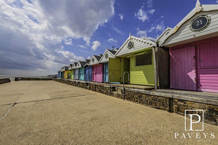 Chalet For Sale In Southcliff Promenade, Walton On The Naze, CO14