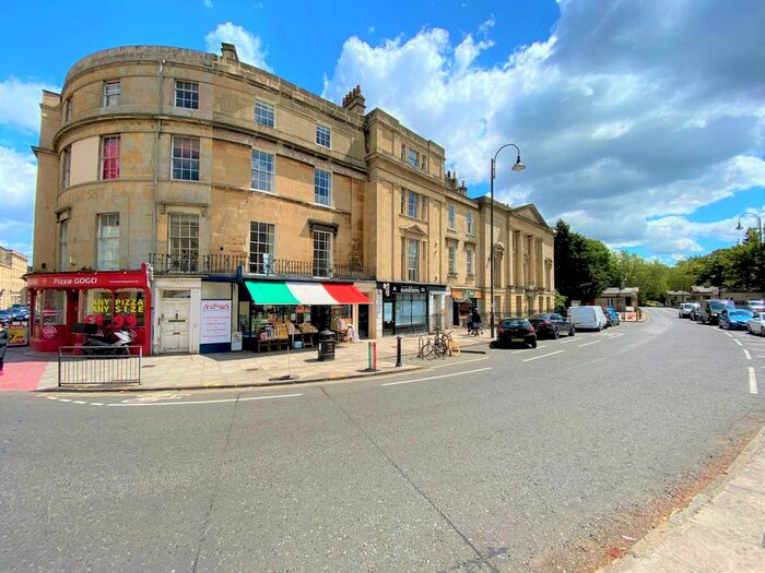 1 Bedroom Flat To Rent In Cleveland Place East, Bath, BA1