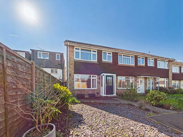 3 Bedroom End Terrace House For Sale In Orchard Close, Shoreham By Sea, BN43