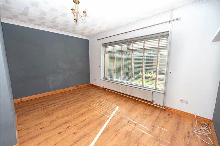 3 Bedroom Terraced House For Sale In Hendre Road, Trowbridge, Cardiff, CF3