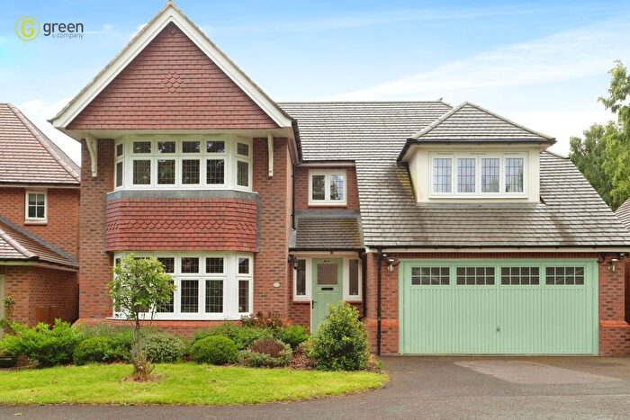 5 Bedroom Detached House For Sale In Alton Close, Amington, Tamworth, B77