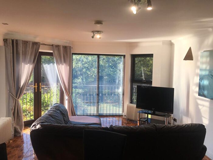 2 Bedroom Apartment To Rent In Blundellsands Road West, Liverpool, L23