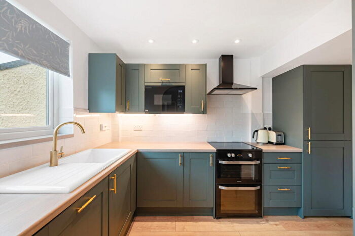 5 Bedroom Terraced House For Sale In Cobden Road, London, SE25