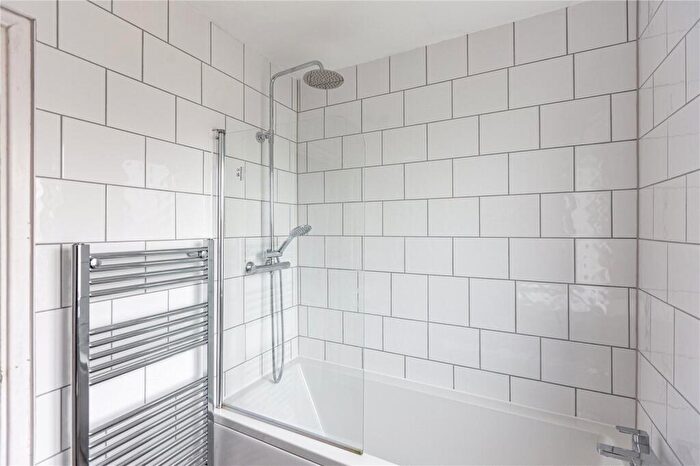 4 Bedroom Semi-Detached House To Rent In Durban Road, Patchway, Bristol, BS34