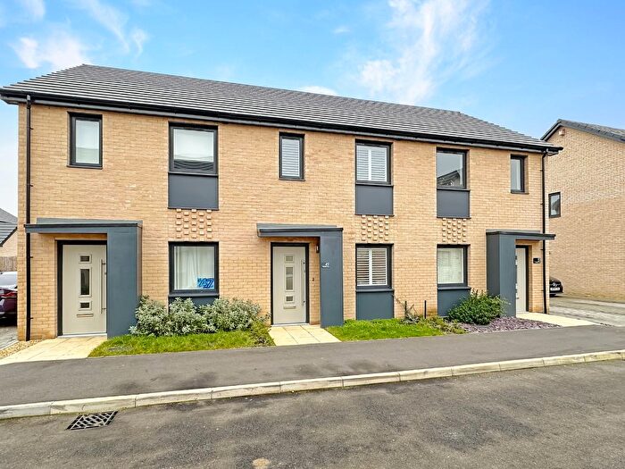 2 Bedroom Terraced House For Sale In Windmill Close, Over, CB24