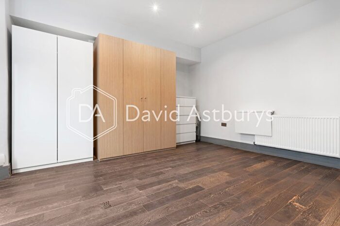 Studio To Rent In Devonport Road, Shepherds Bush, London, W12