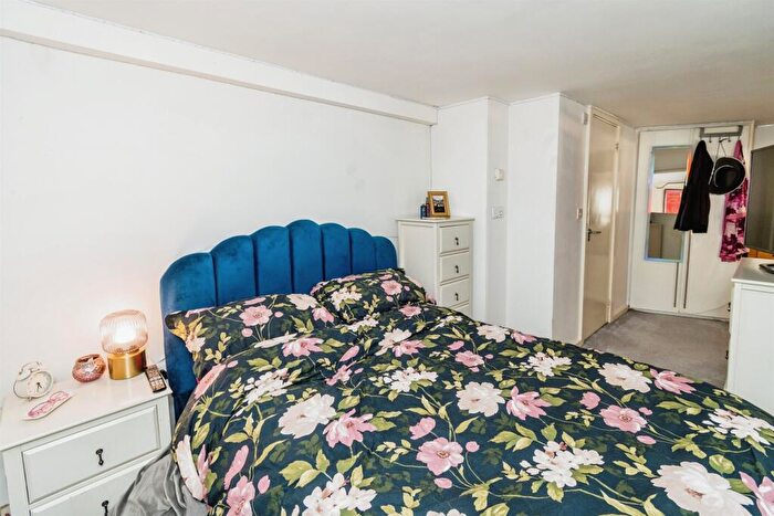 1 Bedroom Flat For Sale In Andersons Road, Southampton, SO14