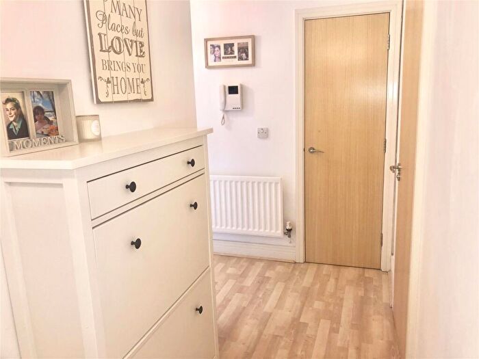 1 Bedroom Flat For Sale In Leighton Road, Leighton Buzzard, Bedfordshire, LU7