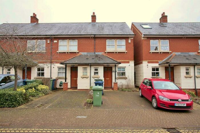 2 Bedroom End Of Terrace House To Rent In City Centre, OX1