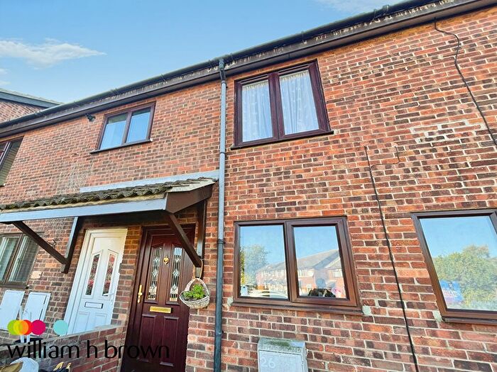 2 Bedroom Maisonette To Rent In Elmden Court, Clacton-On-Sea, CO15