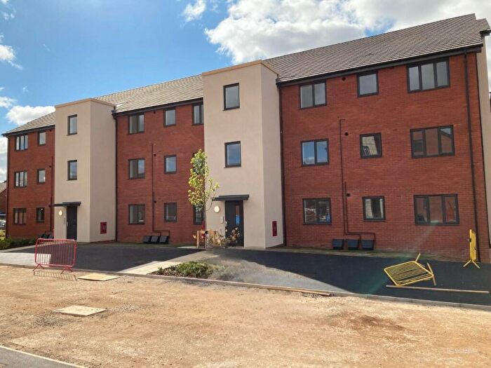 2 Bedroom Flat To Rent In Ringrose Close, Northampton, Northamptonshire, NN2