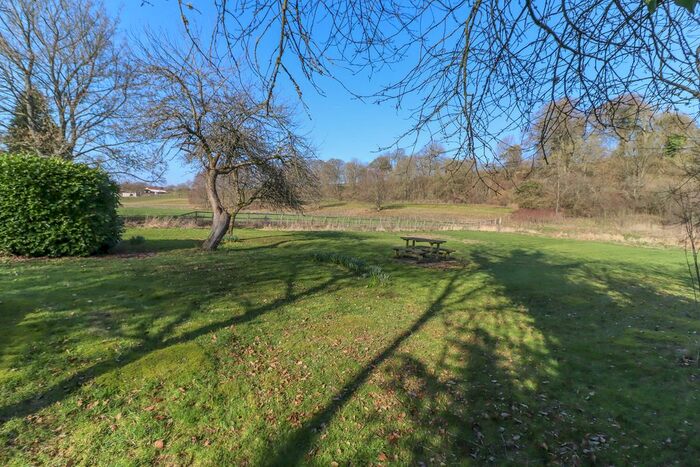 2 Bedroom Detached House For Sale In Hurstbourne Tarrant, Andover, Hampshire, SP11