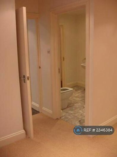 1 Bedroom Flat To Rent In Brunswick Terrace, Hove, BN3