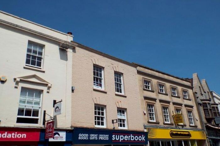 1 Bedroom Flat To Rent In High Street, Wells, BA5