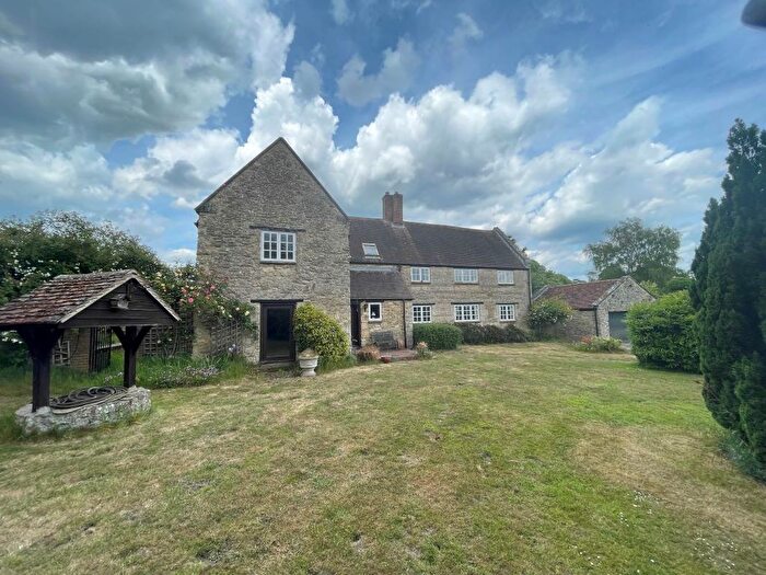4 Bedroom Detached House For Sale In Barn Court, Toot Baldon, Oxfordshire, OX44