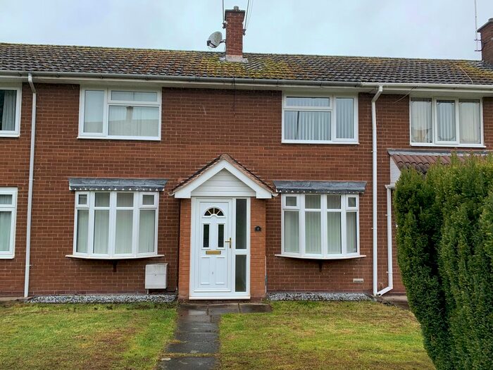 3 Bedroom Town House To Rent In Manston Hill, Stafford, ST19