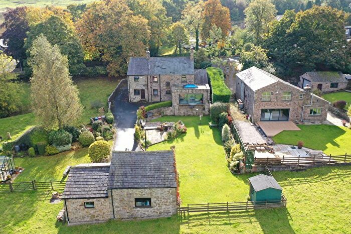 4 Bedroom Detached House For Sale In Whalley Road, Wilpshire, BB1