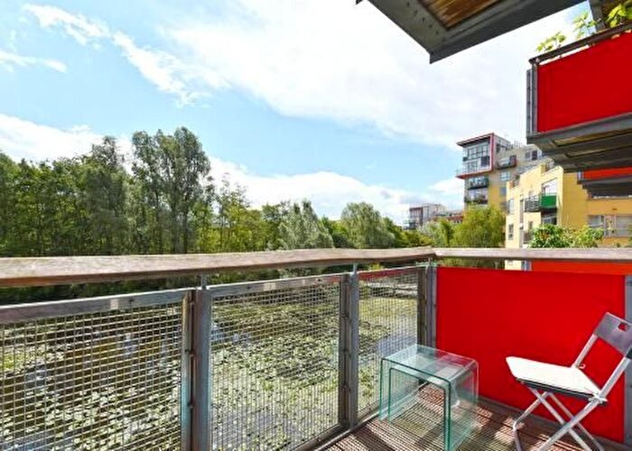 1 Bedroom Flat To Rent In Faraday Lodge, Greenwich Millennium Village, , Renaissance Walk, Greenwich, London, SE10