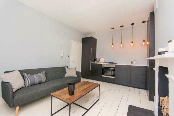 1 Bedroom Flat To Rent In Rucklidge Avenue, Harlesden, London, NW10