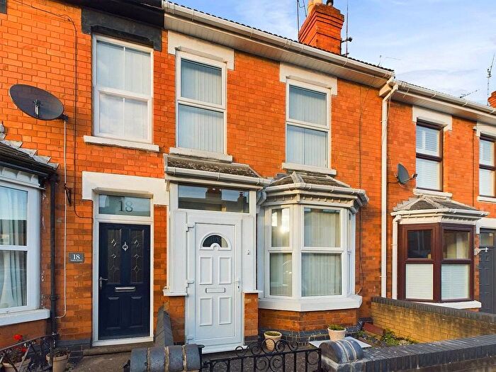 2 Bedroom Terraced House For Sale In Pinkett Street, Worcester, Worcestershire, WR3