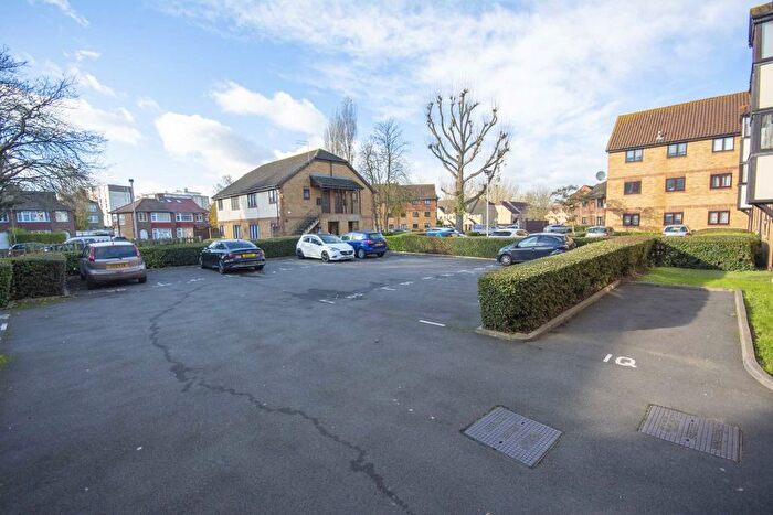 1 Bedroom Flat To Rent In Harrier Road, London, NW9