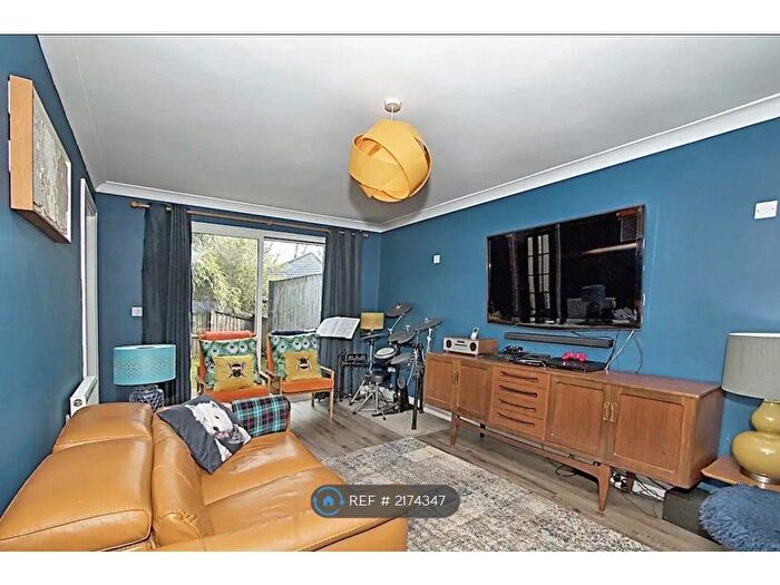 4 Bedroom Terraced House To Rent In College Way, Gloweth, Truro, TR1