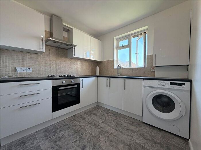 1 Bedroom Apartment To Rent In Essex Lodge, Muswell Hill, Colney Hatch Lane, London, N10