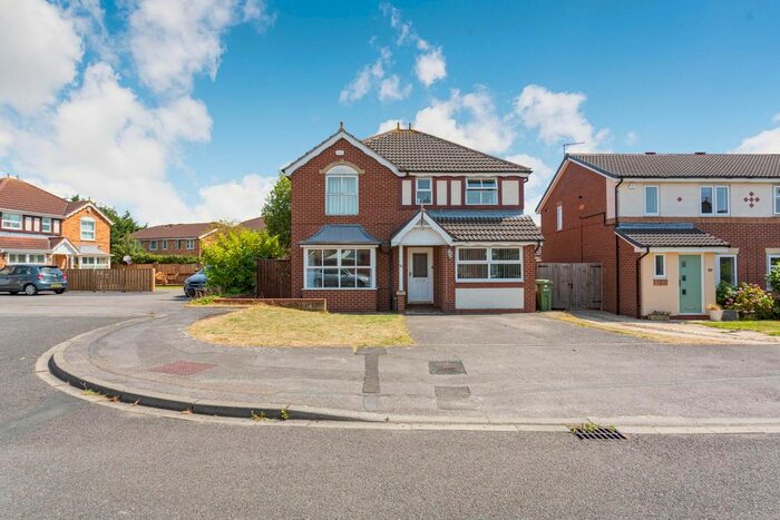 4 Bedroom Detached House To Rent In Wellesley Close, York, YO30