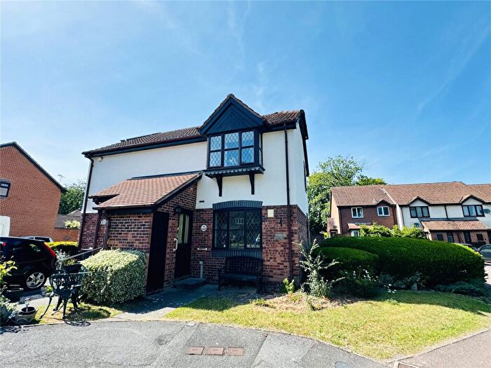 2 Bedroom Retirement Property For Sale In Sian Close, Church Crookham, Fleet, Hampshire, GU52