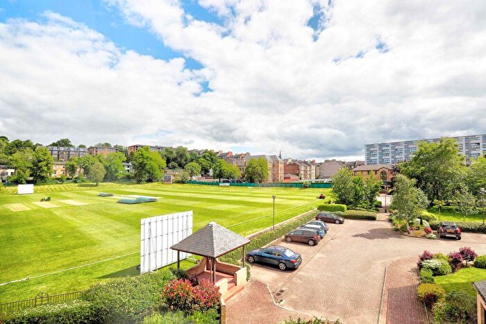 3 Bedroom Flat To Rent In Burgh Hall Street, Partick, Glasgow, G11